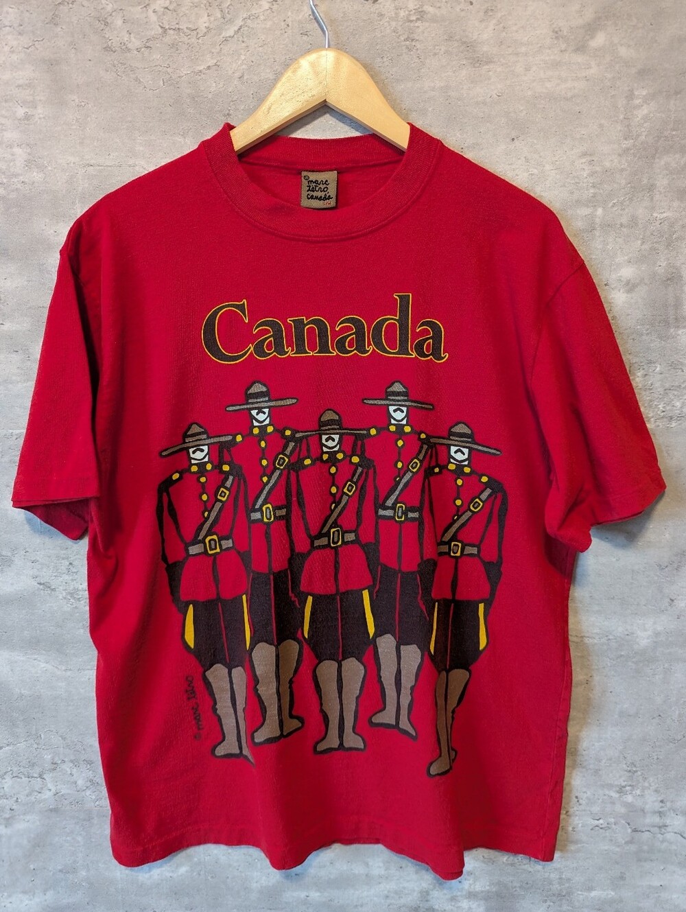 Vintage 90s Canada Mounties Single Stitch T-Shirt by Marc Tetro - Size S/M